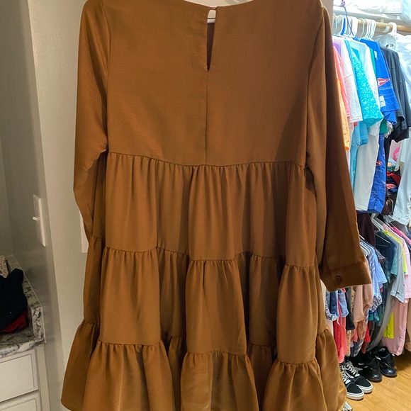 Kendall Lane Dress - Picture 3 of 9